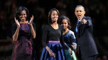 Barack Obama s rodinou před vítězným projevem