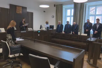 Soud za pronásledování chartisty potrestal důstojníky StB podmínkami