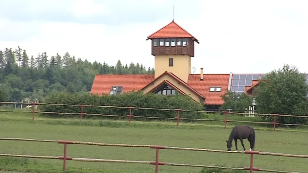 Účetní majetek farmy je asi čtyřicet milionů korun