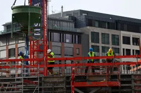 Evropská komise výrazně zhoršila ekonomický výhled