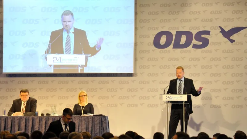 Petr Fiala vystupuje s volebním projevem na kongresu ODS.