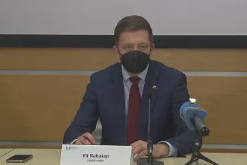 Pracovní karanténa by se mohla týkat zdravotnictví či energetiky, řekl Rakušan