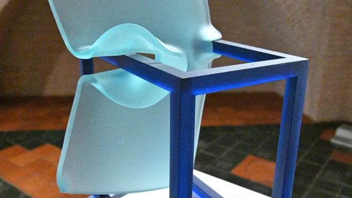 Expozice Rezonance tvaru sklářského výtvarníka Ilji Bílka
