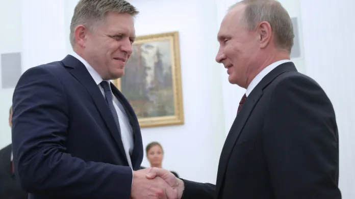 Robert Fico při jednání s ruským prezidentem Putinem