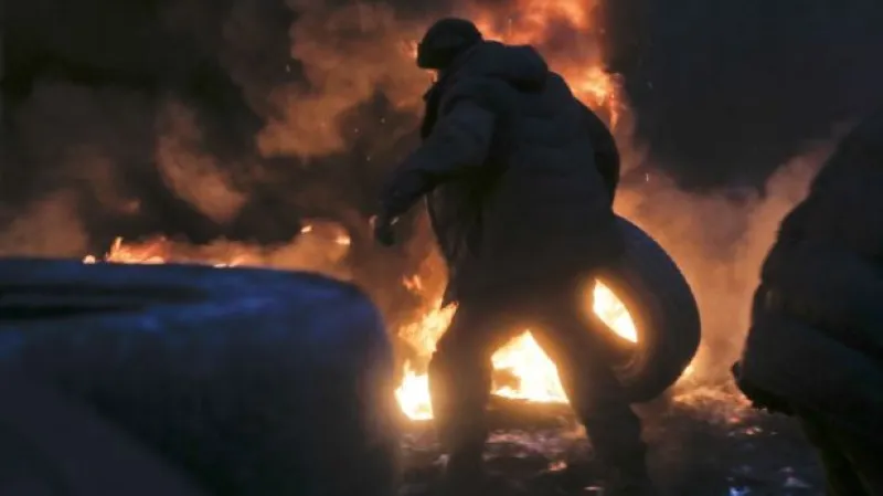 Pouliční válka v Kyjevě očima zpravodajů ČT - pozor, drastické záběry