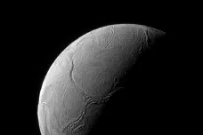 Na Saturnově měsíci Enceladu je fosfor. Tento prvek je příslibem života