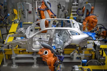 Chytrá auta vědí o svých řidičích všechno. Data budou prodávat za miliardy