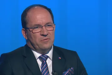 Doufám, že se nám podaří změnit komunikační styl, říká nový ministr zemědělství Výborný