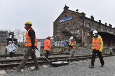 Zasypaný železniční viadukt v Brně se promění v promenádu. Stavbu teď zkoumají geofyzici