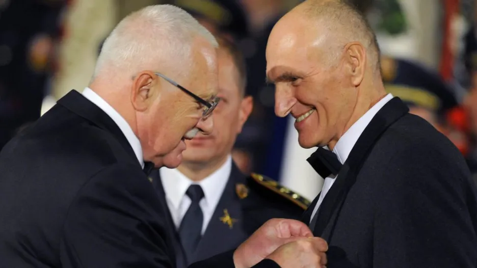Martin Hilský obdržel Medaili za zásluhy