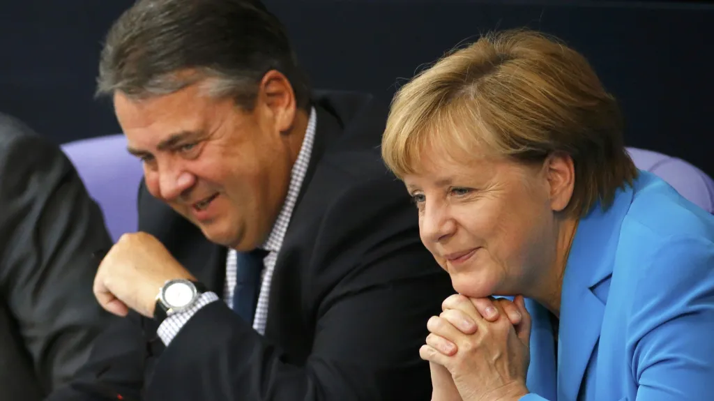 Sigmar Gabriel s Angelou Merkelovou