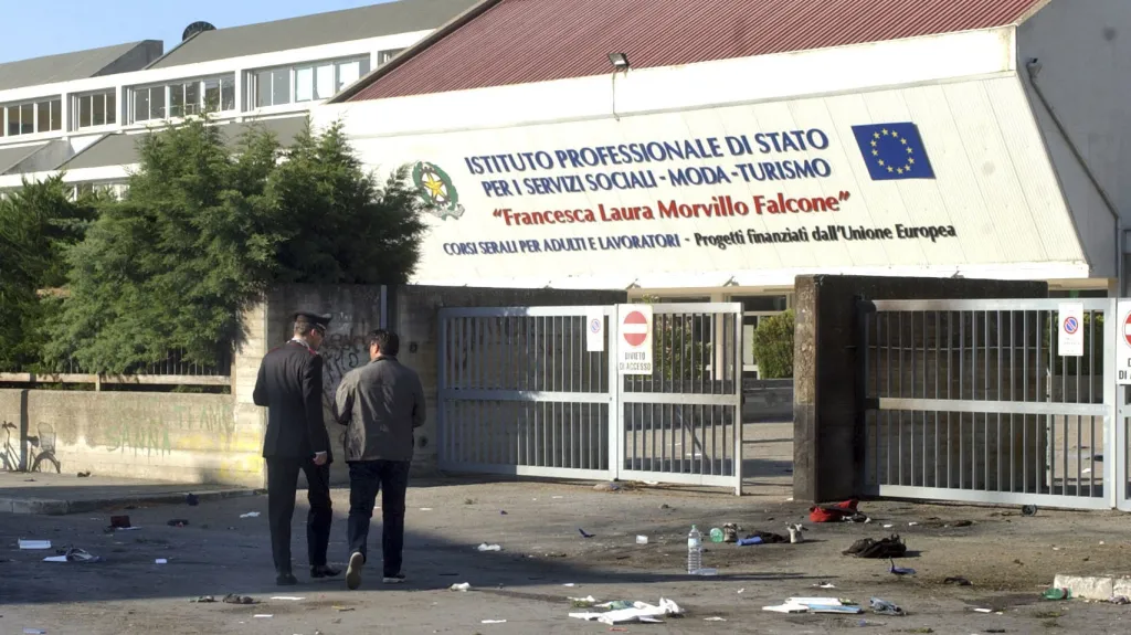 Útok na školu v Brindisi