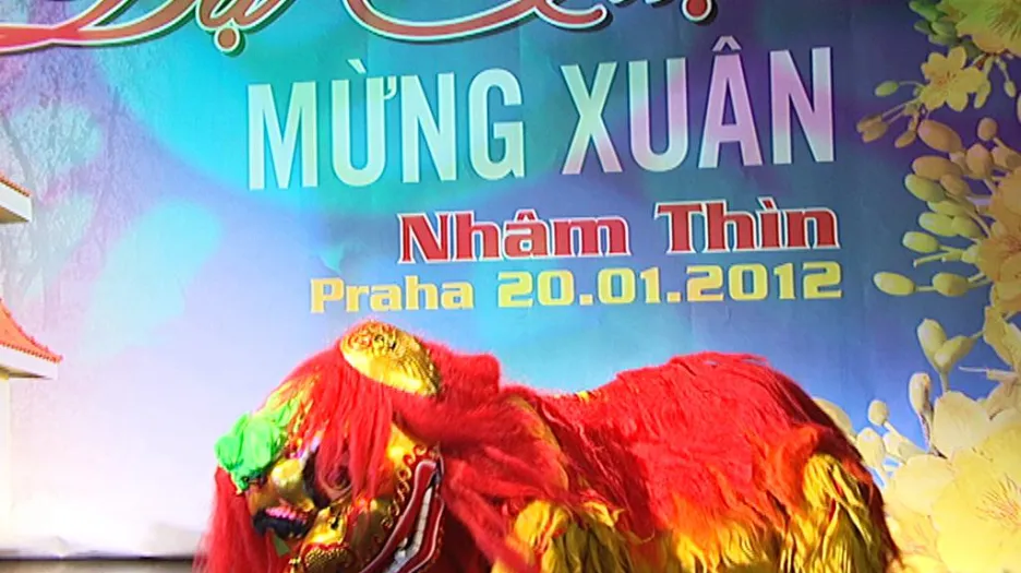 Vietnamci slaví příchod roku draka