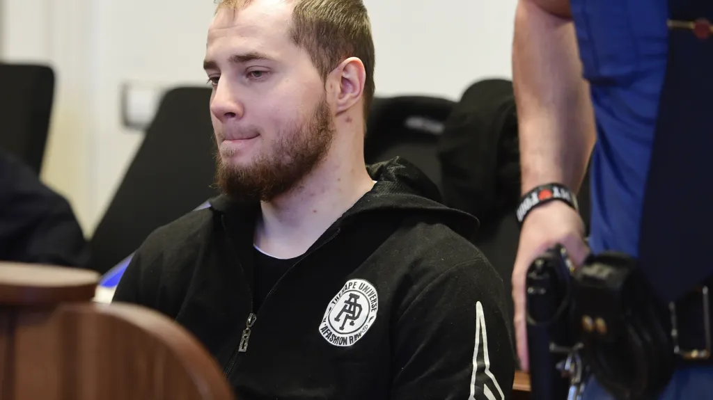 Dominik Kobulnický před soudem