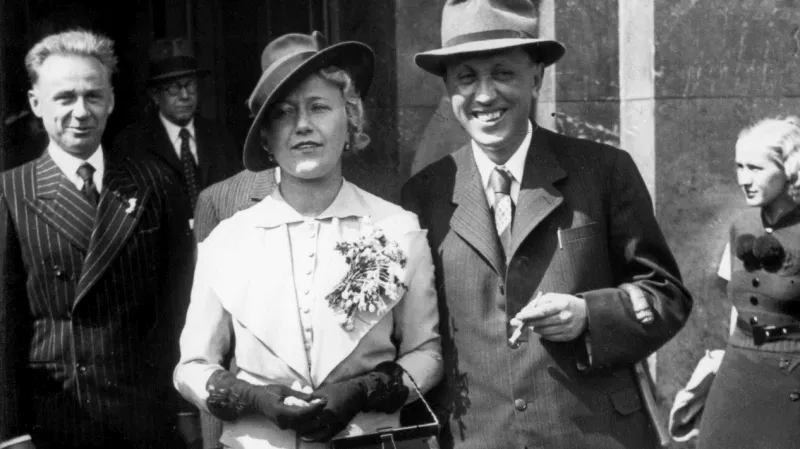 Svatba Karla Čapka s Olgou Scheinpflugovou