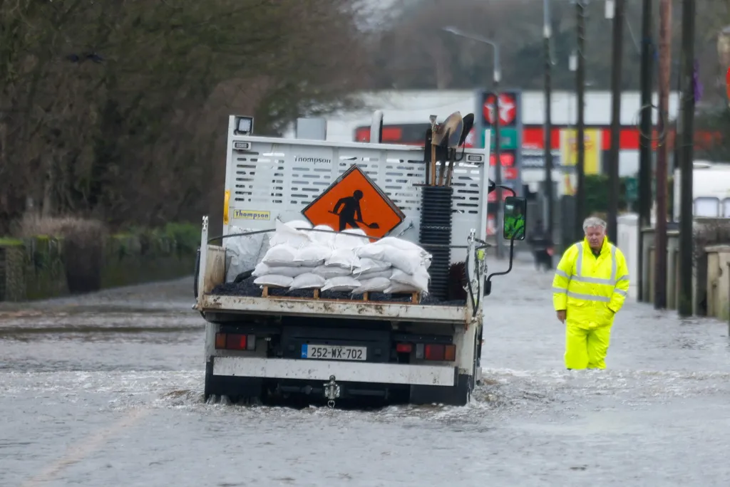 Bouře Chandra způsobila záplavy v částech Irska