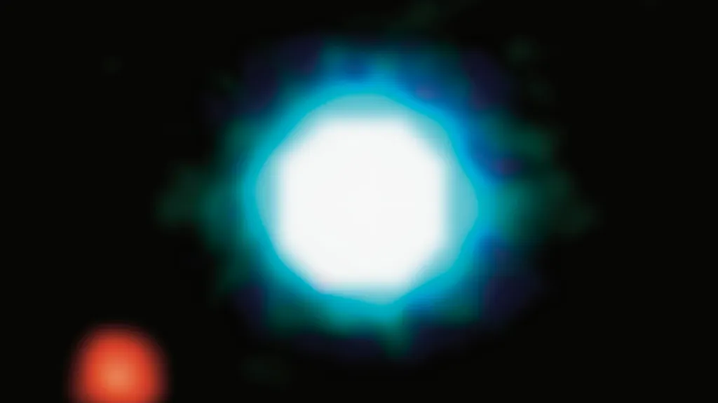 První snímek Exoplanety 2M1207b (rok 2004) - obíhá kolem hnědého trpaslíka 2M1207b