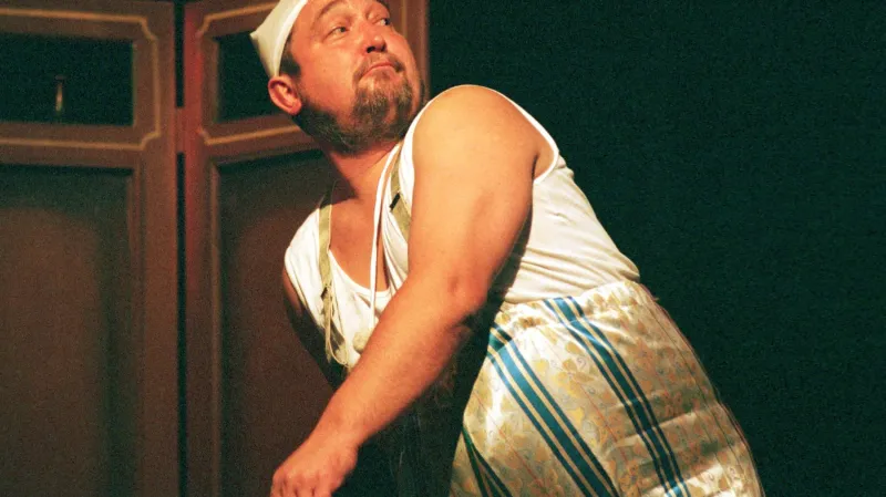 Brancuzský při generální zkoušce hry Slaměný klobouk v Divadle ABC