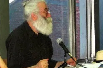 Uvolnění obchodu se Srbskem chce EU vyměnit za Karadžiče a Mladiče