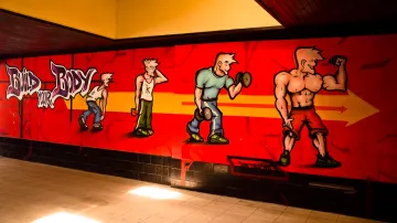 Graffiti v podchodu na Jižním Městě