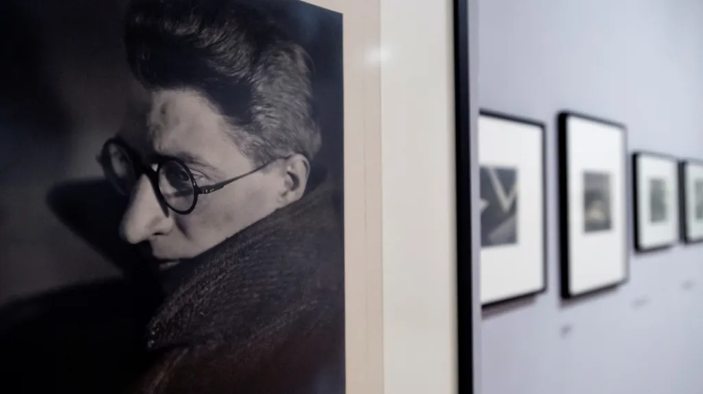 Jaromír Funke na fotografii od Josefa Sudka