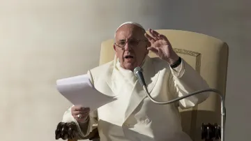 Papež František během generální audience ve Vatikánu