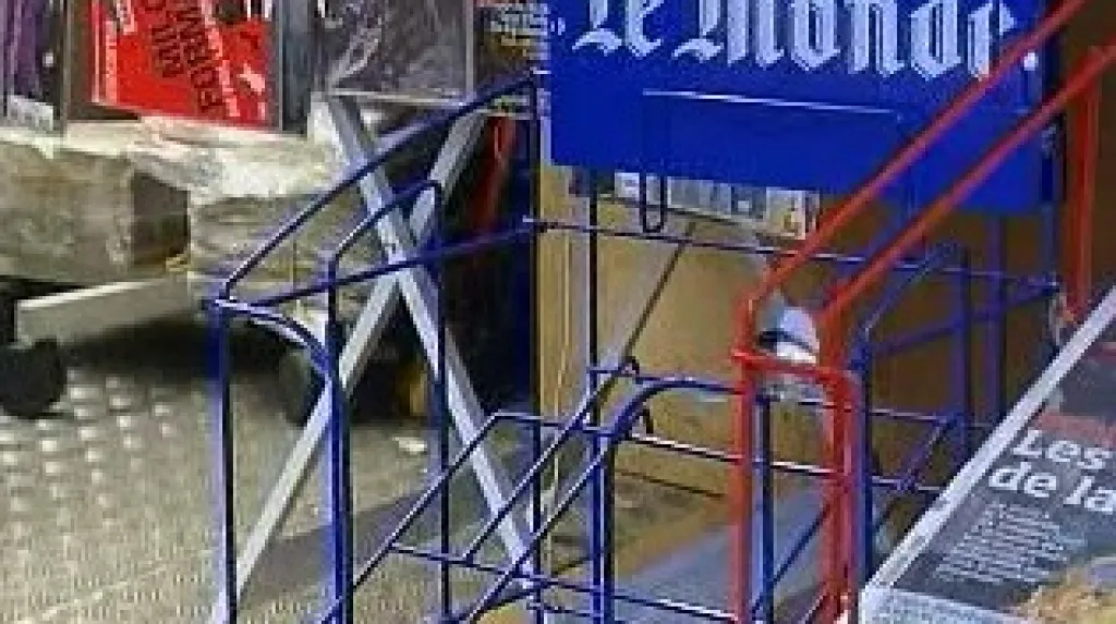 Le Monde nevyšel
