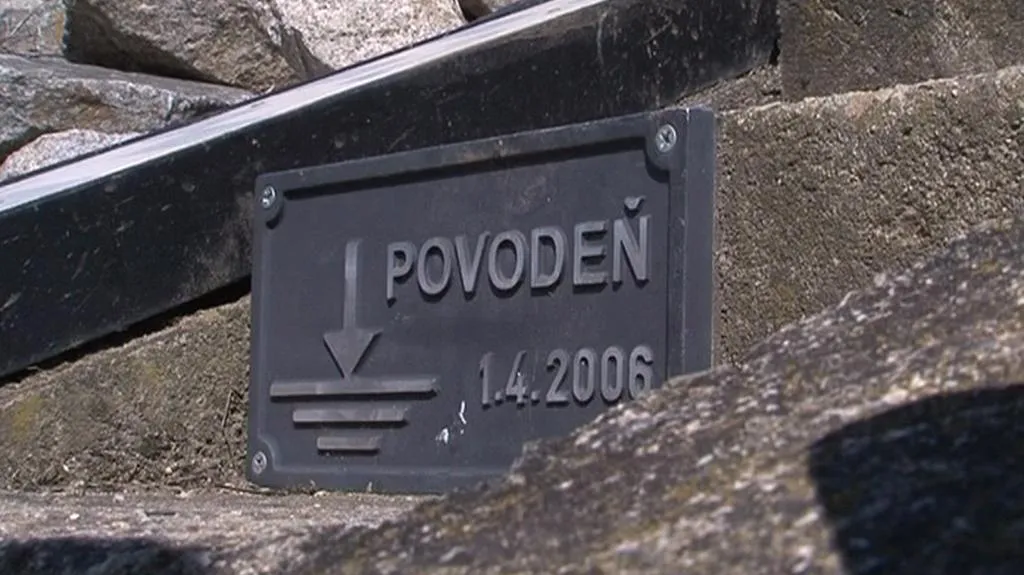 Povodňová značka na Dyji