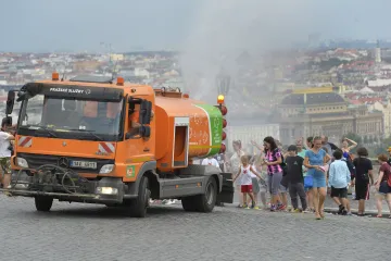 Slunce je k nezastavení. Po mírném ochlazení teploty vzrostou až na 38 stupňů