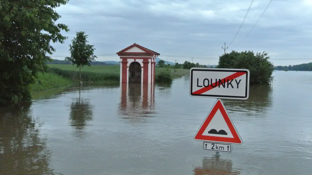 Kaplička z filmu Starci na chmelu