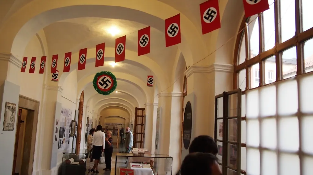 Vernisáž výstavy 100 let ve Vlastivědném muzeu a galerii v České Lípě
