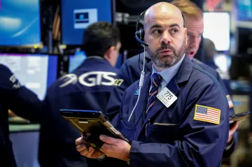 Americké akcie poprvé končily nad 26 tisíci body. Pomáhá jim i růst firemních zisků