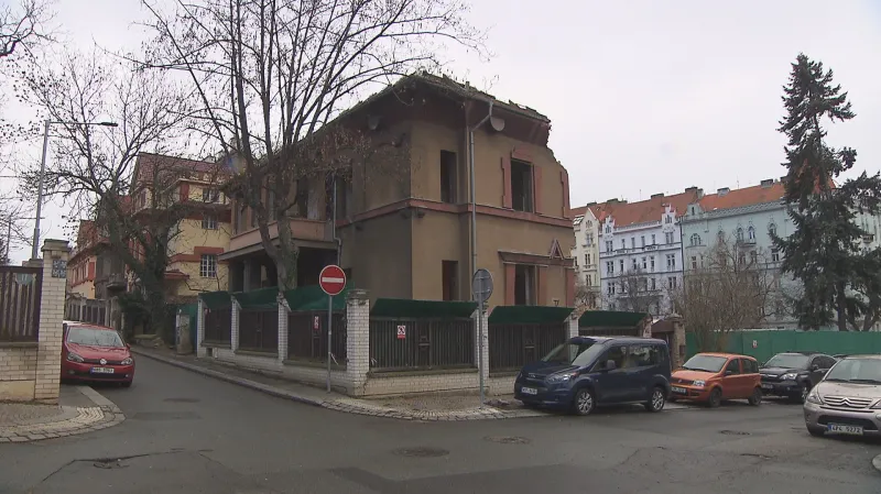 Rozbořená vila z chráněné kolonie na Vinohradech