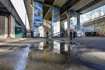 Pražský magistrát nadále počítá s centrem pro bezdomovce u hlavního nádraží. Chystá jeho opravu