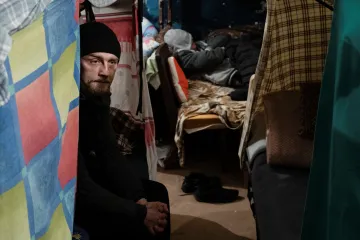 Válka nové generace. Mobil najde nejbližší kryt a poskytne návod na obsluhu kalašnikova