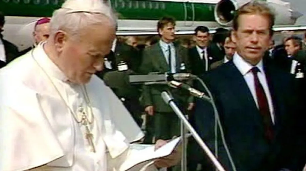 První návštěva papeže Jana Pavla II. po sametové revoluci.. a Václav Havel