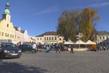 Občanští demokraté uzavírají koalice s komunisty. Ústředí za to hrozí místním buňkám zrušením