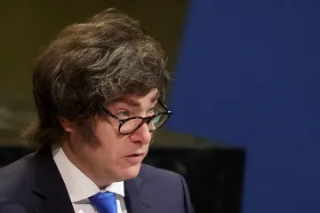 Argentinští poslanci chtějí omezit možnost prezidenta Mileie vládnout bez parlamentu