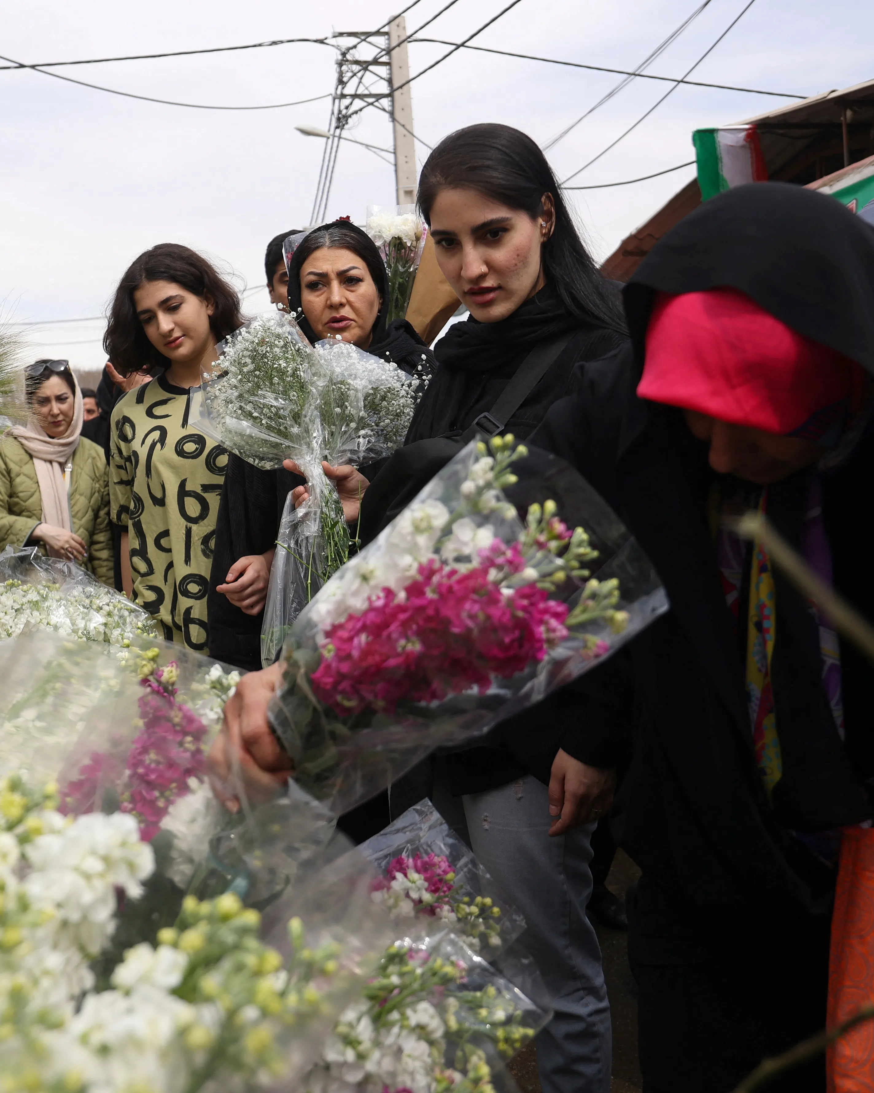 Násilí a urážky. Írán zahájil „tažení“ proti ženám, které nenosí hidžáb