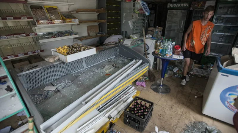 Slavjanský obchod s potravinami dostal při bojích zásah od ukrajinských vojáků