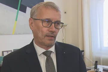 Ministr Dvořák nebude mít zmocněnce pro euro, oznámil Fiala. Zahradník bude jen poradcem