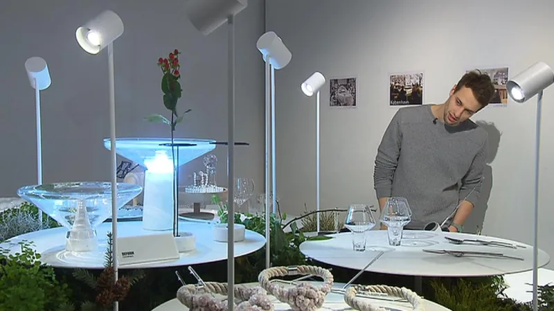 Stolečku, prostři se! – Galerie Czechdesign