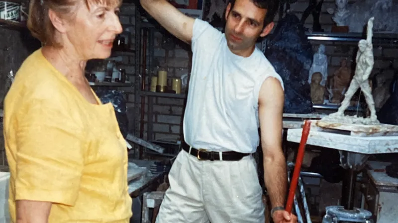 Kromě profesionálních modelů používala Irena Sedlecká  i své děti, hlavně Štěpána Drexlera, jak pro sochy Freddieho Mercuryho, tak Sherlocka Holmese