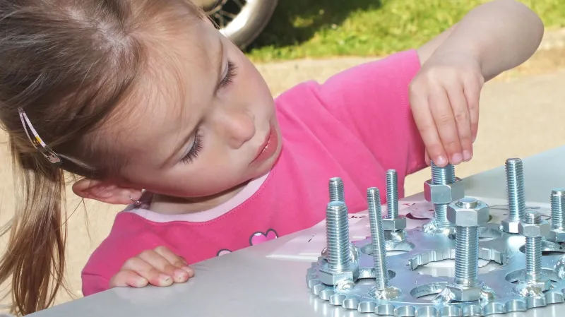 S tatínkem na dětském dopravním hřišti - Boskovice