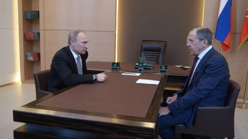 Vladimir Putin a Sergej Lavrov