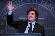 „Model úpadku skončil,“ hlásá nový argentinský prezident. Populista Milei chce zrušit centrální banku