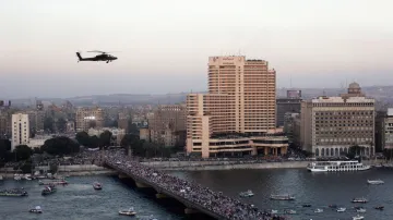 Masové demonstrace v Káhiře