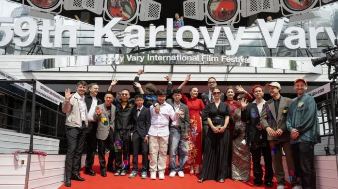 Premiéra filmu Letní škola, 2001 na festivalu ve Varech