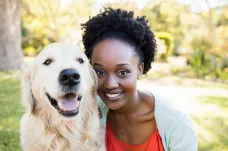 V domestikaci psa mohly hrát klíčovou roli ženy, naznačuje výzkum