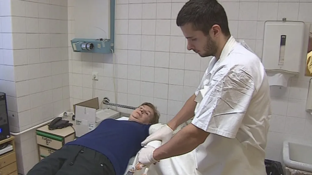 Do Úrazové nemocnice v Brně dorazily desítky lidí se zlomeninami